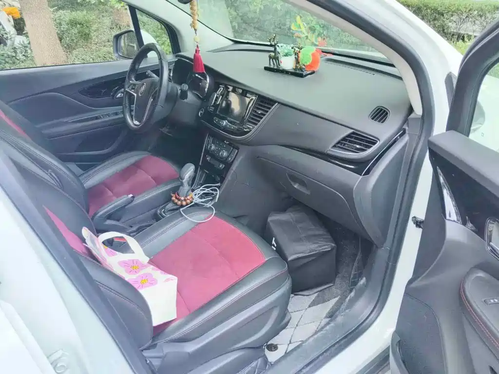 Фото 13 - Buick Encore