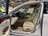 Фото 7 - Lexus LS