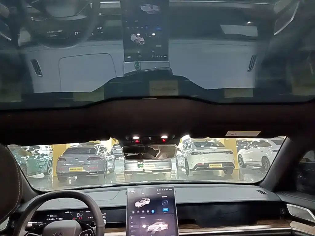 Nezha Auto Nezha S 2024 2024 Facelift Extended Range 1060 Lite Edition