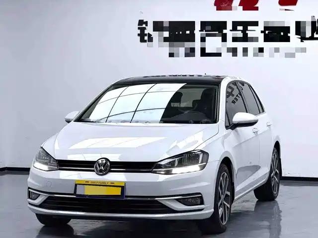 Volkswagen Golf 2020