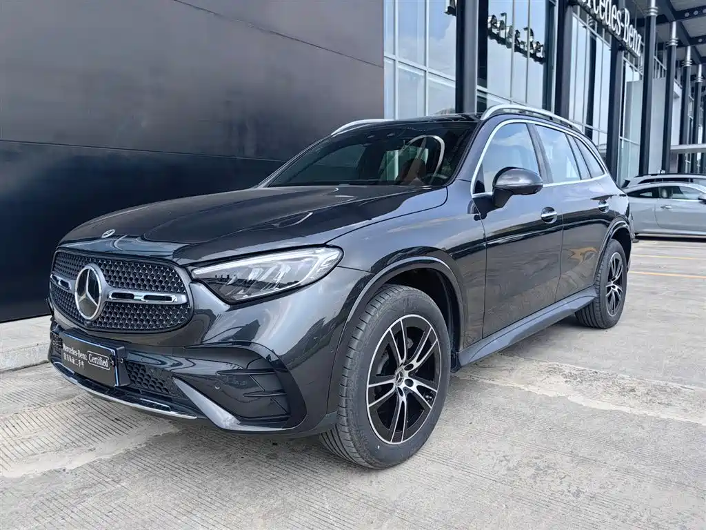 Фото 1 - Mercedes-Benz GLC