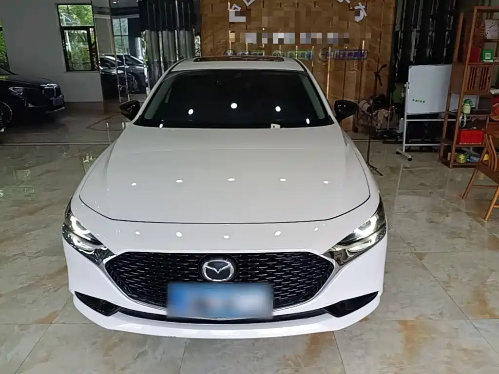 Mazda Mazda 3 2024 2023 2.0L Automatic Premium Edition
