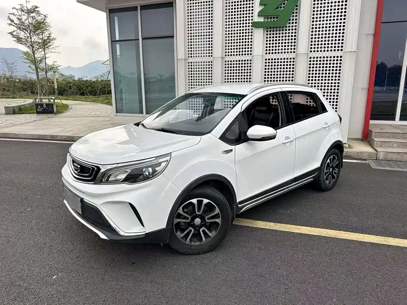 Фото 1 - Geely Vision X3