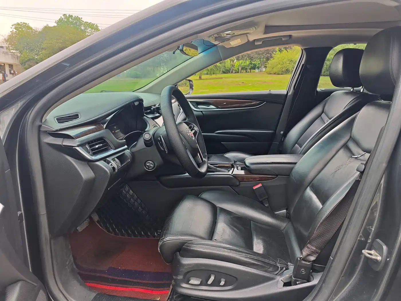 Cadillac XTS 2013 28T Luxury фото 5