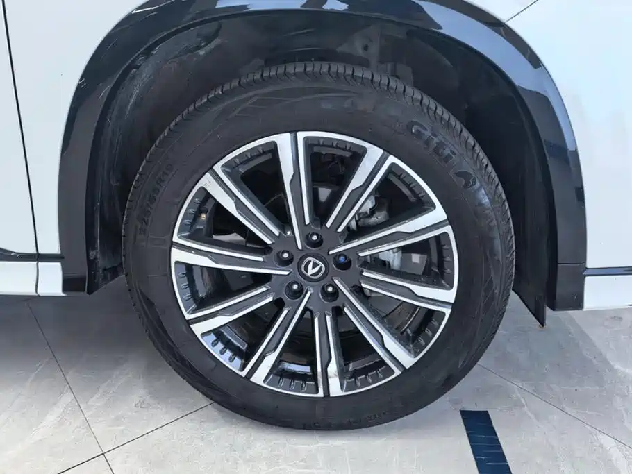 Changan CS75 PLUS 2025 2024 3rd Generation Champion Edition 1.5T Smart Drive Power Type