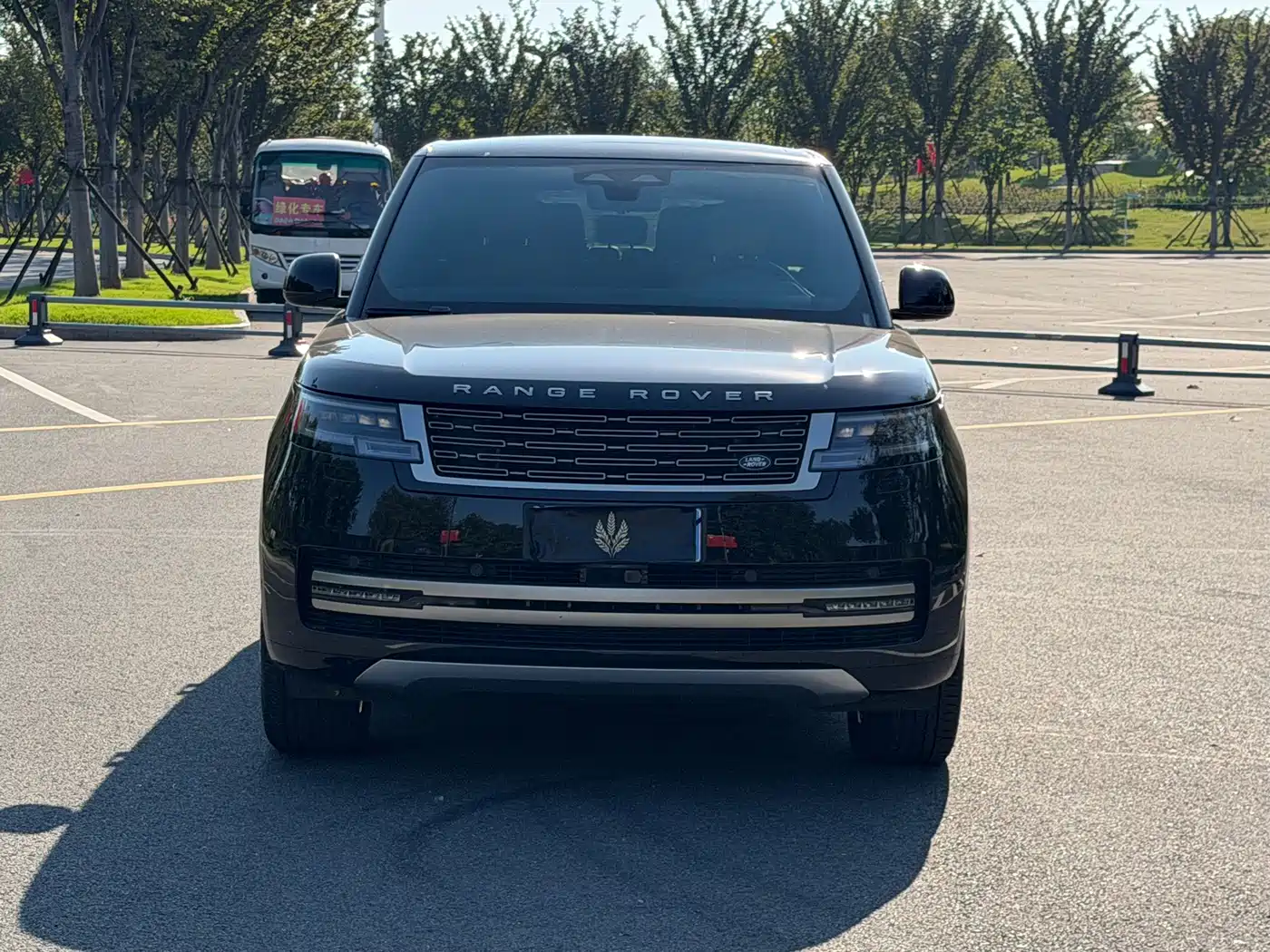 Land Rover Range Rover 2024 2024 3.0 L6 400PS Golden Age Extended 7-Seater