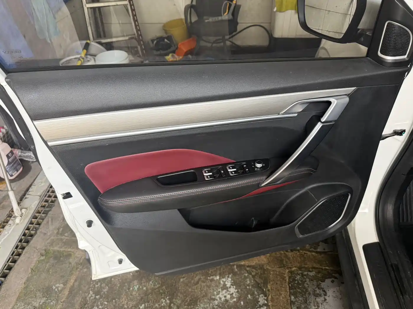 GEELY AUTOMOBILE BINYUE