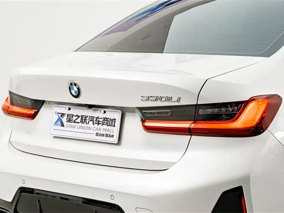 BMW 3 Series 2025 330Li M Sport Night Edition фото 8