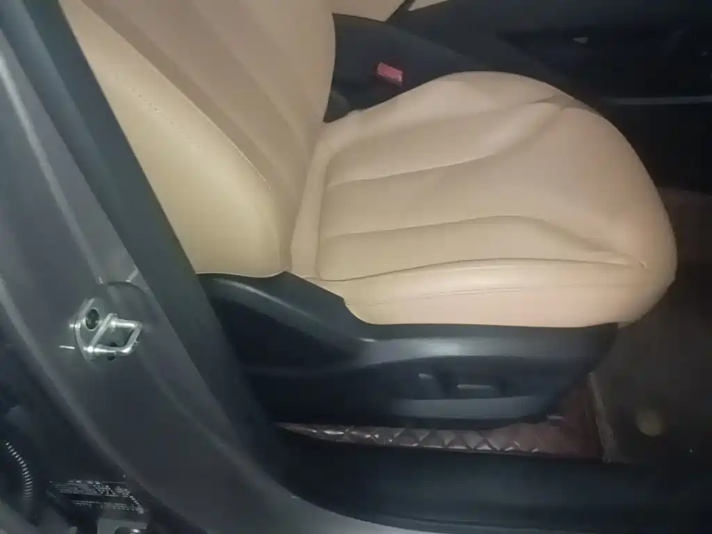 Roewe RX5 New Energy 2023 2023 eRX5 Super Hybrid Premium Edition