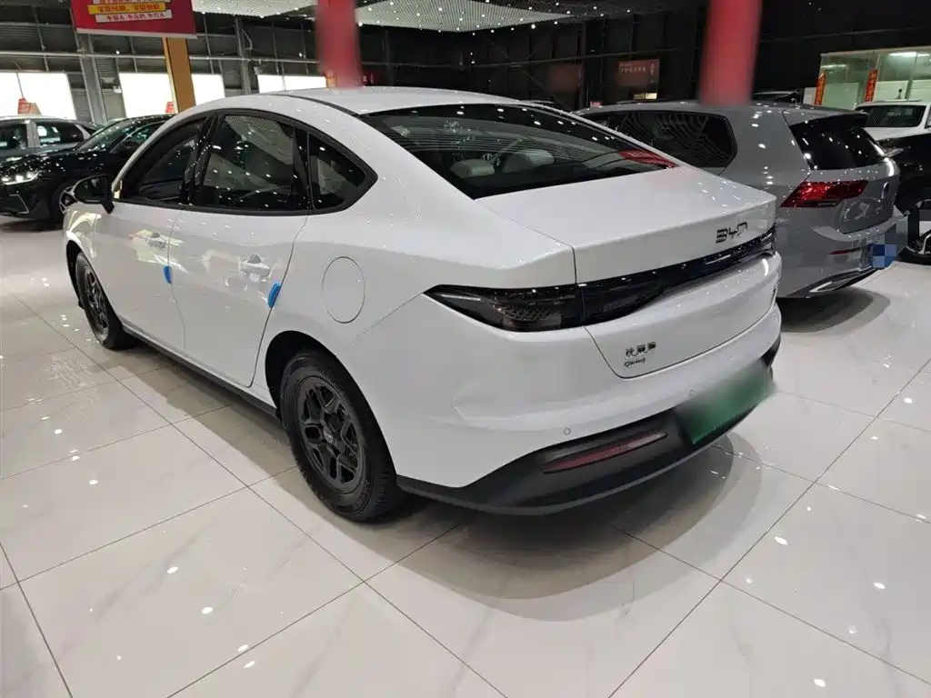 BYD Hai Bao 05 DM-i 2025 DM-i Smart Drive Edition 55KM Luxury фото 13