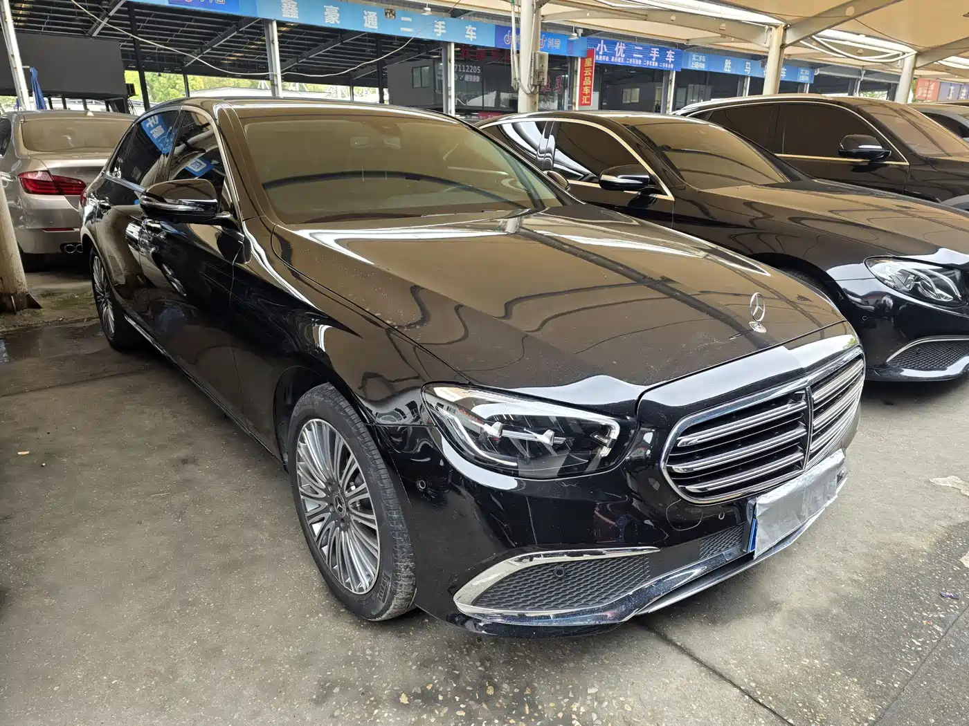 MERCEDES-BENZ E CLASS