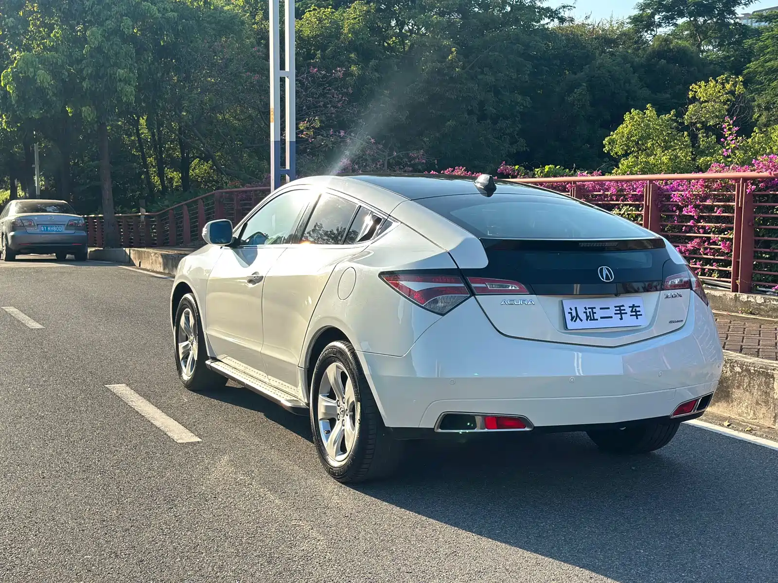 صورة 6 - Acura ZDX