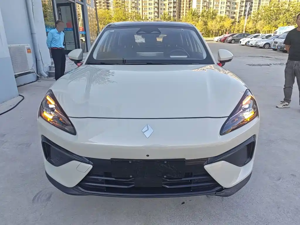 Photo 3 - Baojun Yunhai