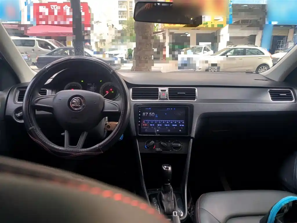 Škoda Skoda Rapid Spaceback 2019 Facelift 1.5L Automatic Standard Version China V фото 10