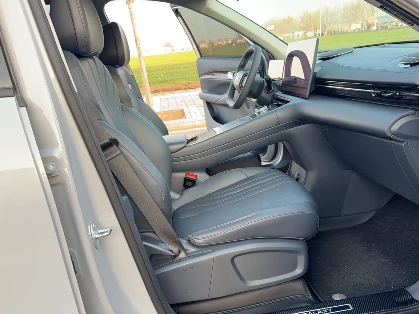 GEELY GALAXY GALAXY E5