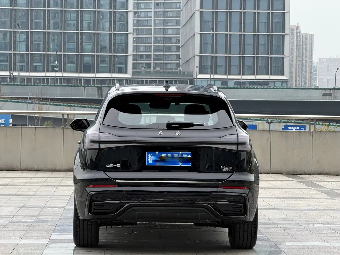 Hongqi HS5 2026 2.0T 2WD Mystic Shadow Edition фото 7