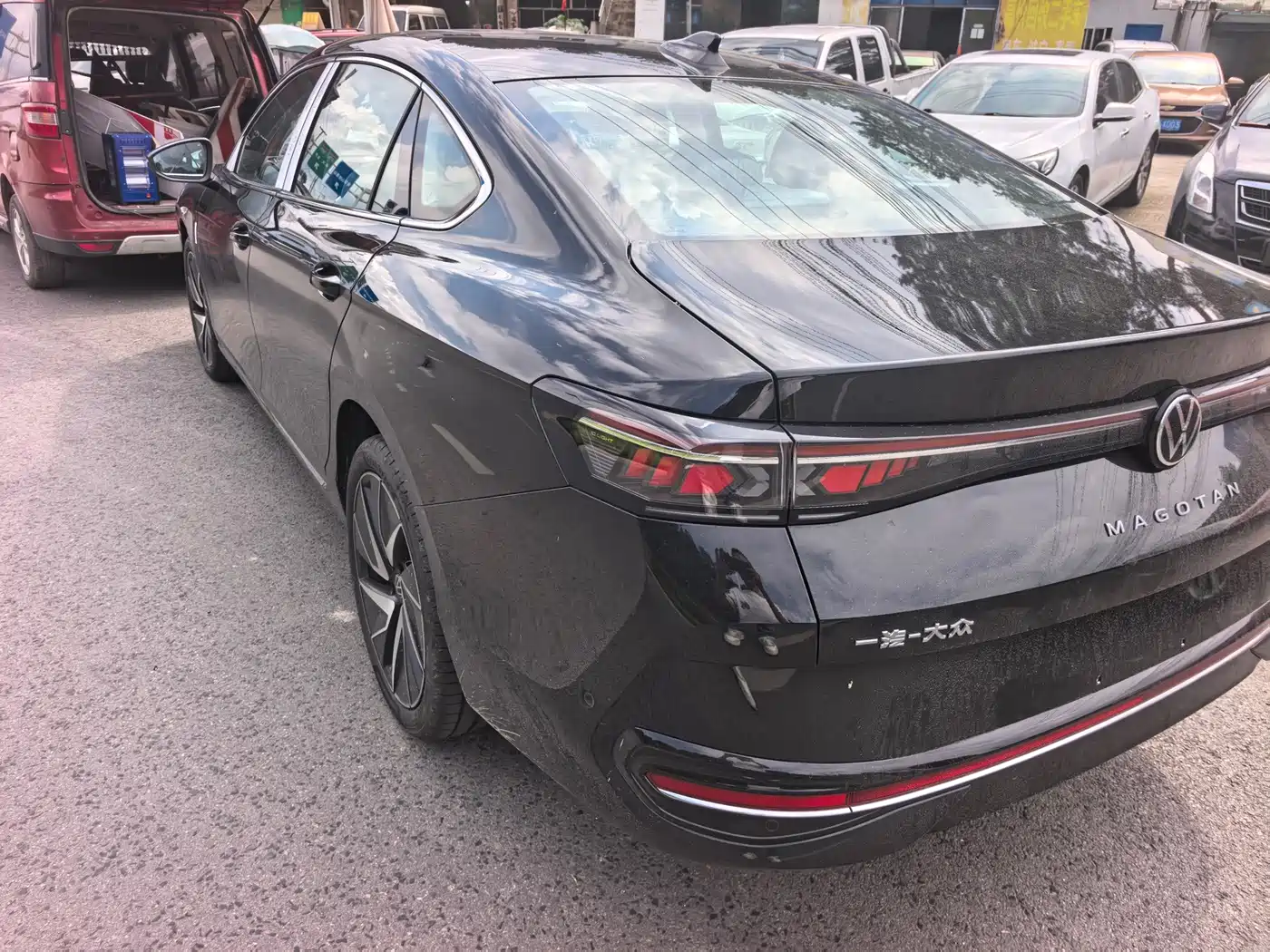 Volkswagen Magotan 2026 2026 Model 380TSI DSG Premium Edition Damai Package