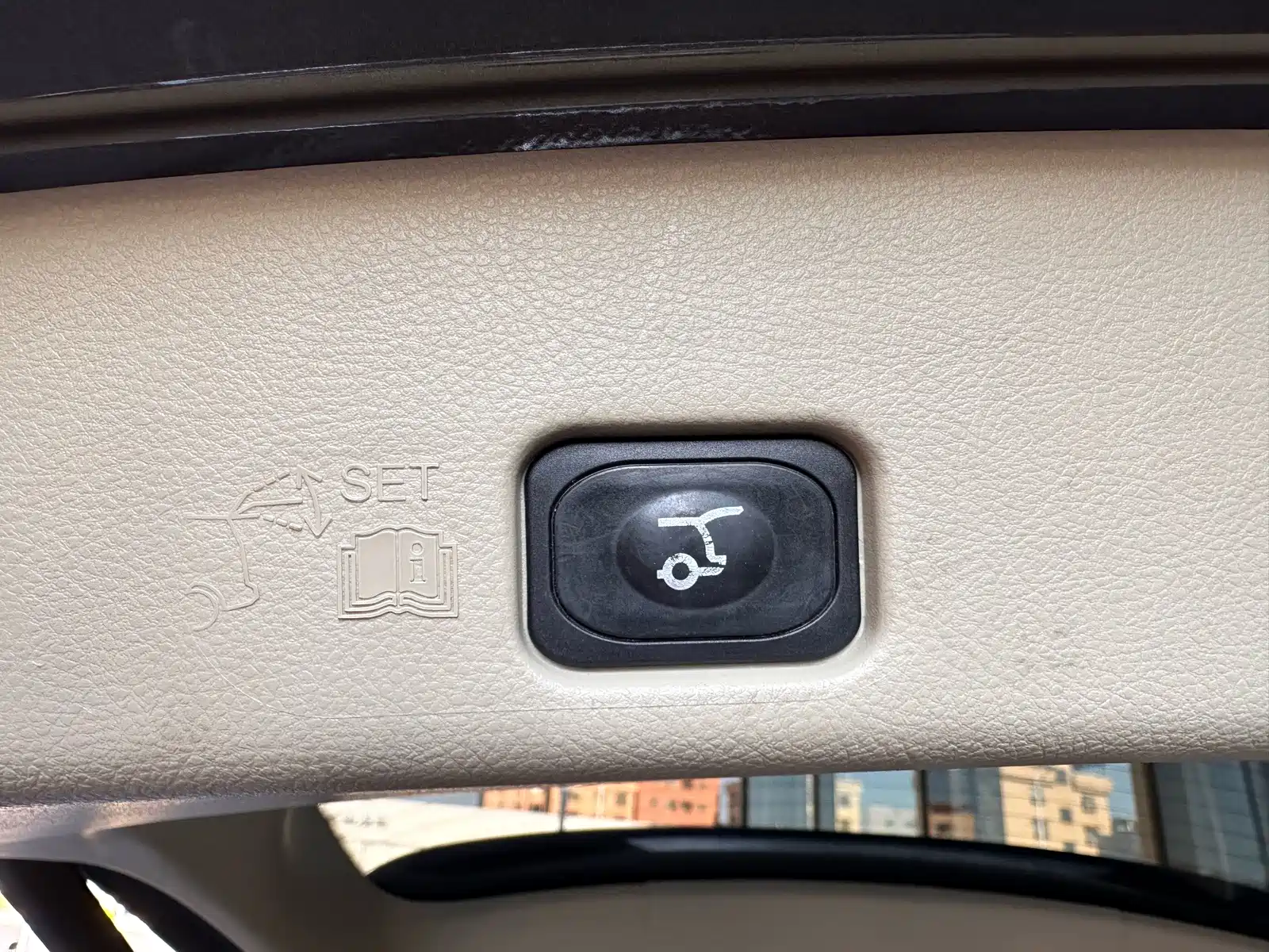 Фото 7 - Ford Edge