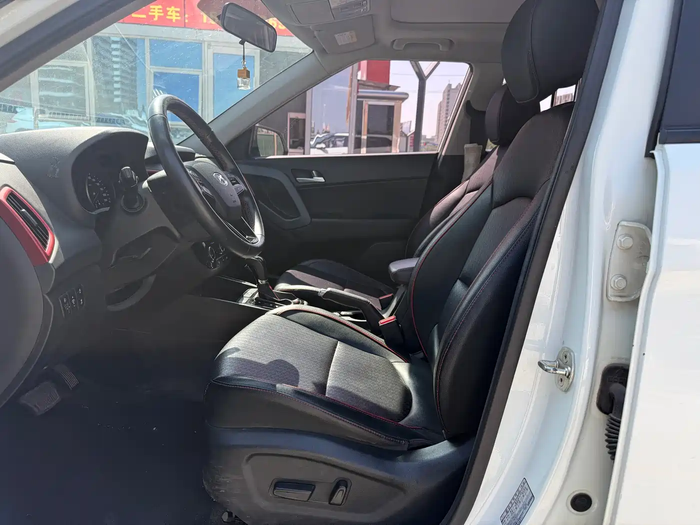 Hyundai Beijing Hyundai ix25 2017 1.4T Automatic Smart Edition фото 8