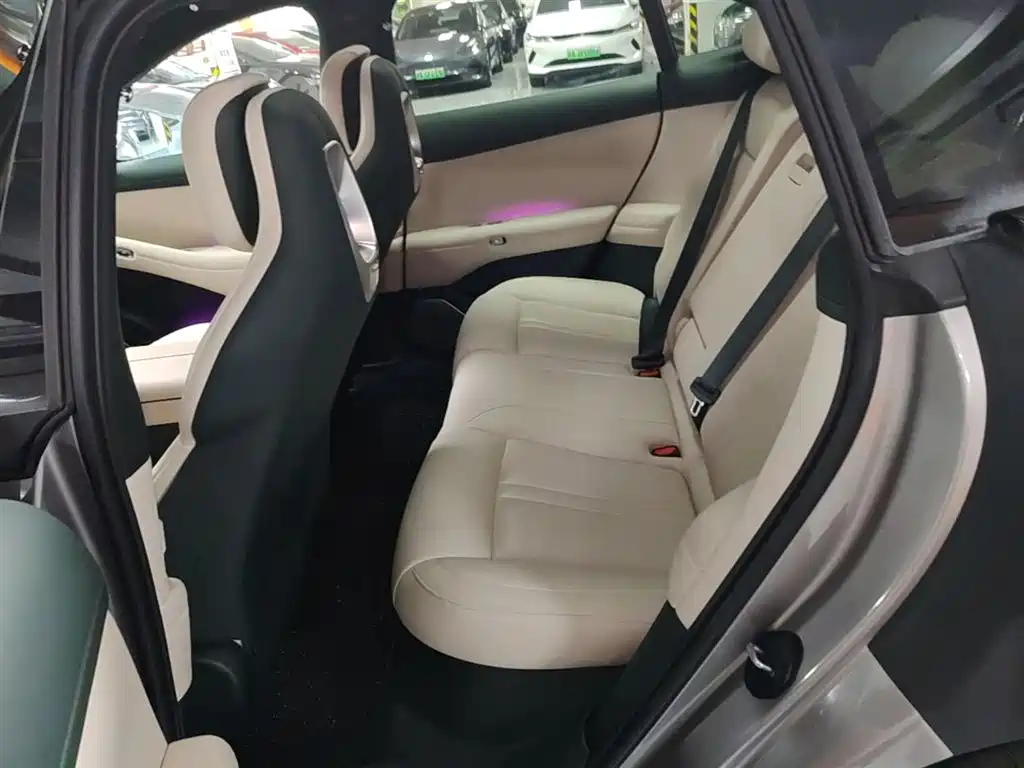 Xiaomi Auto Xiaomi YU7 2025 Extended Range RWD Edition фото 17