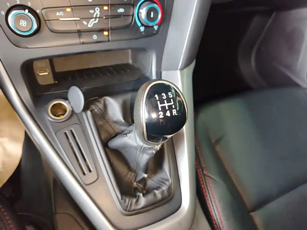 Photo 14 - Ford Focus