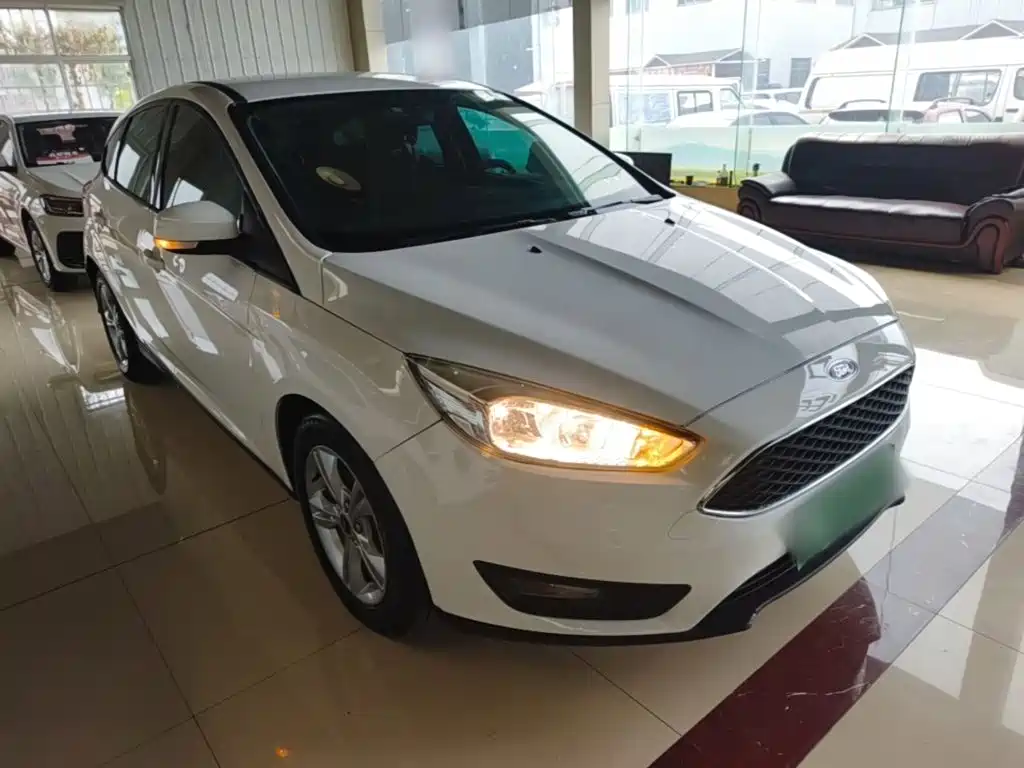 Photo 4 - Ford Focus