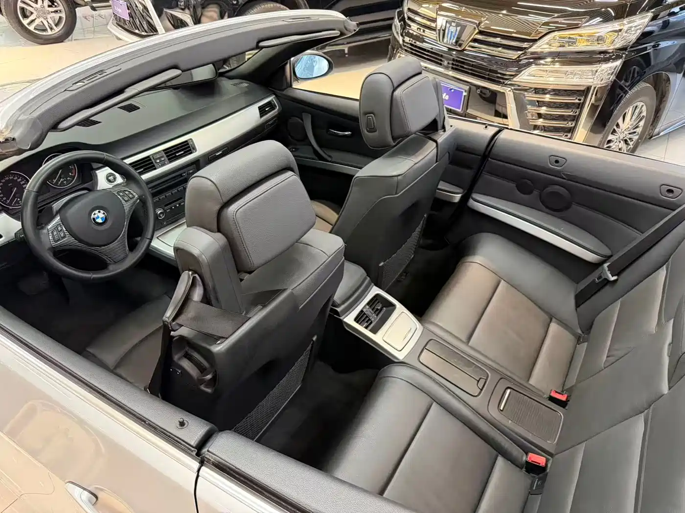 BMW 3 Series (Import) 2009 Model 325i Convertible фото 12