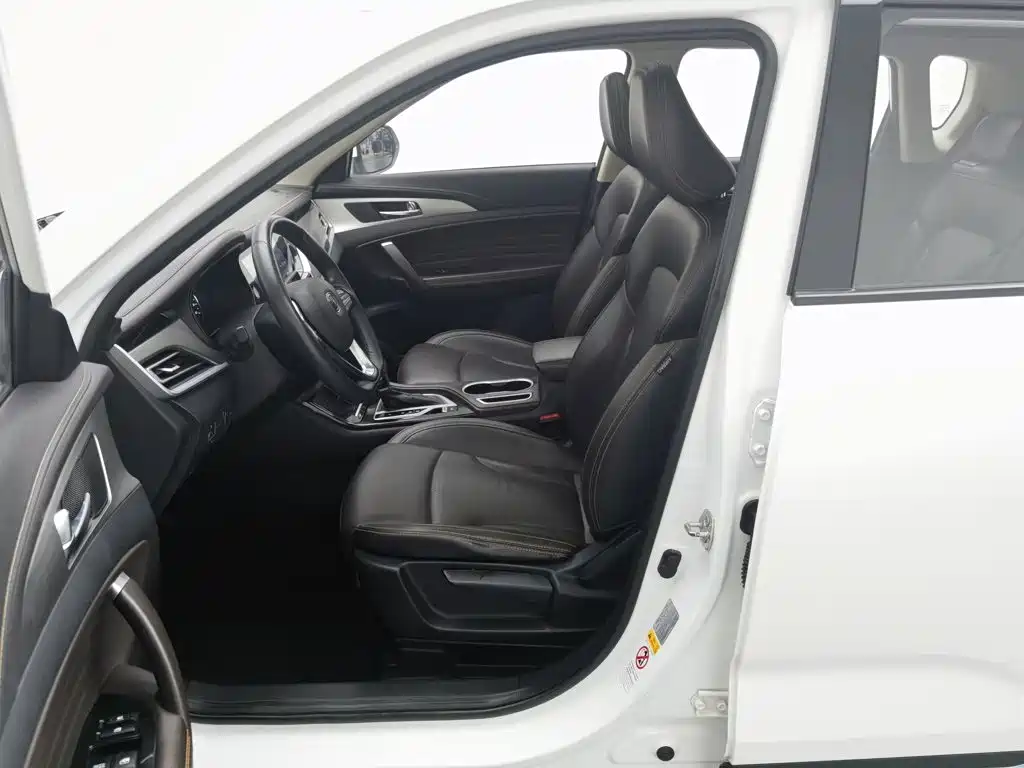 Changan CS35 PLUS 2019 2018 1.6L Automatic Smooth Connect China V