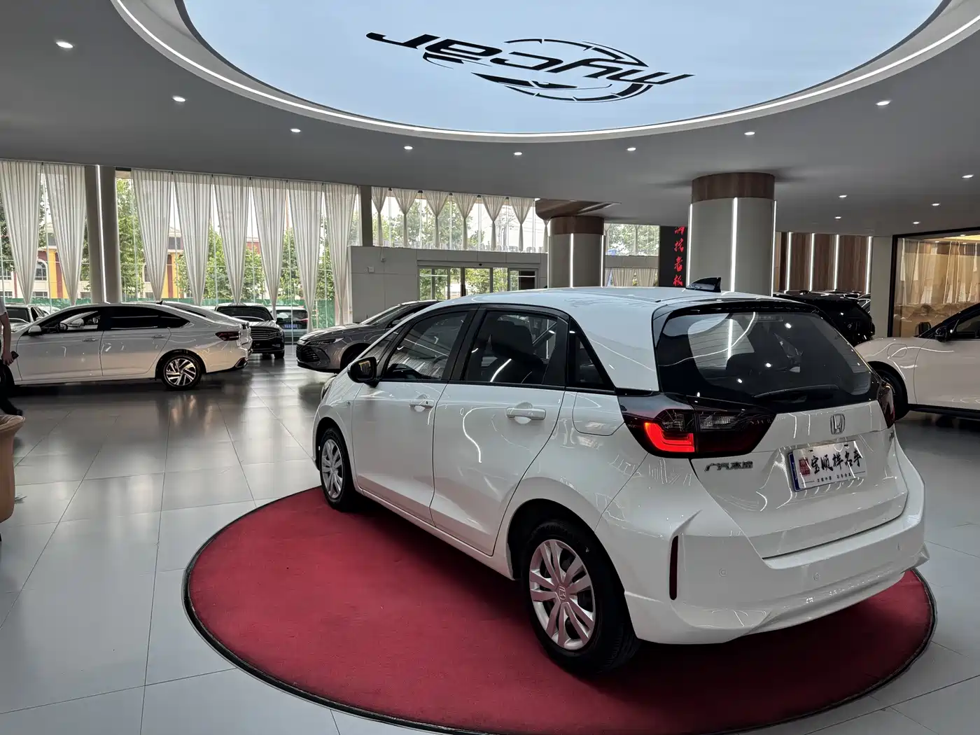 Photo 7 - Honda Fit