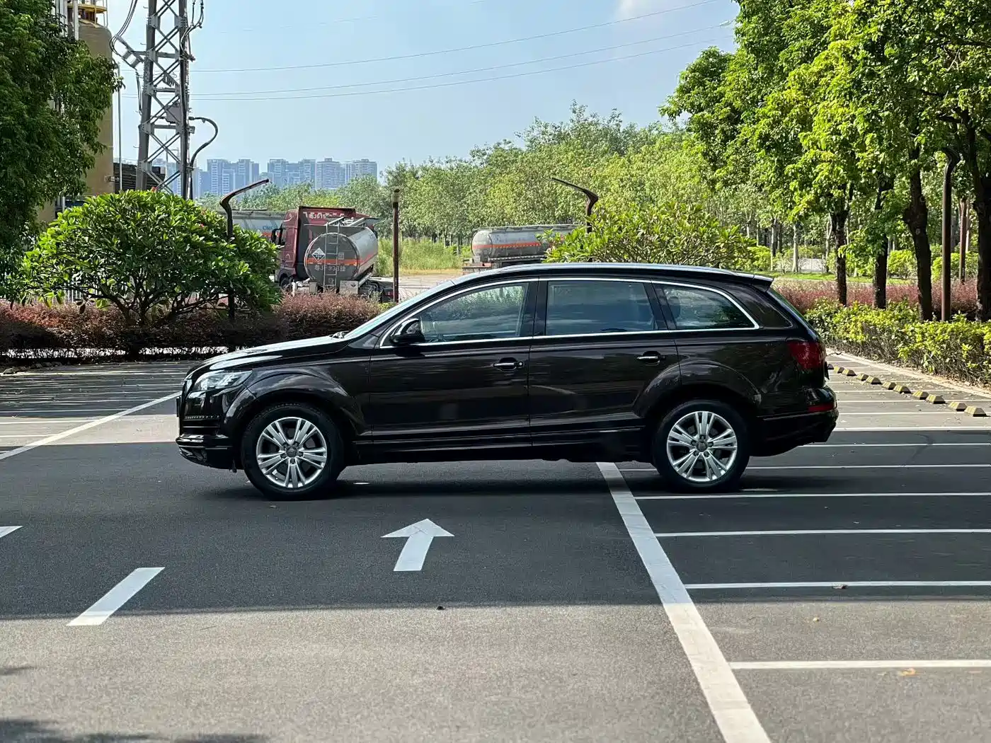 Фото 5 - Audi Q7