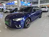 Фото 2 - Audi A4L