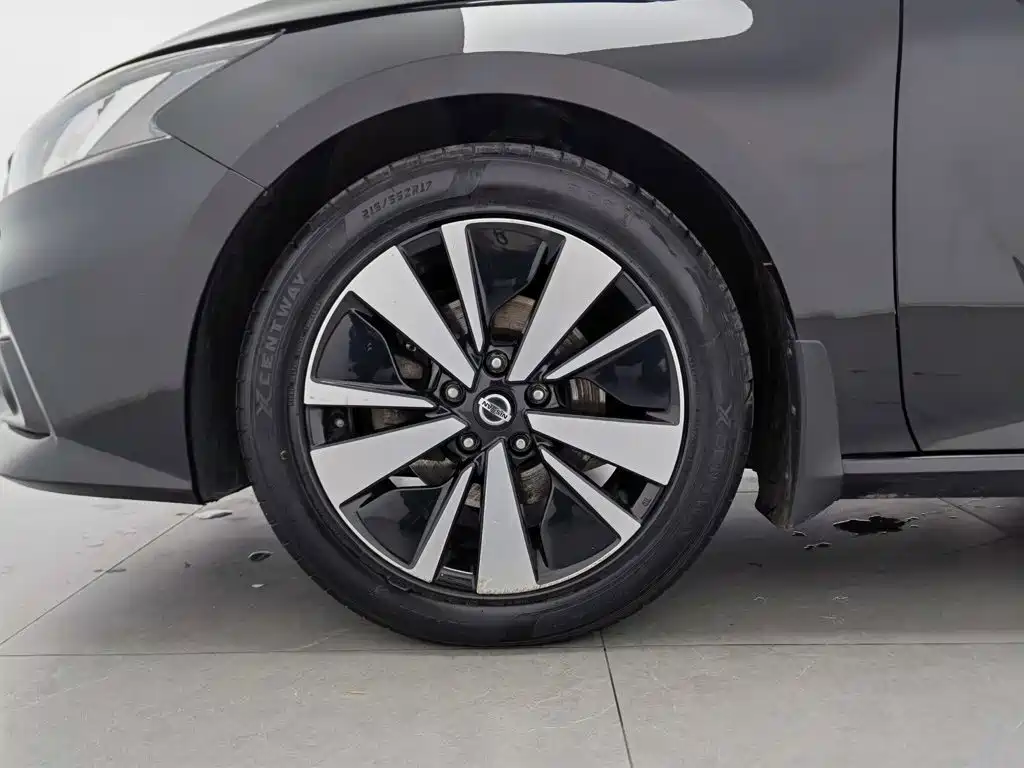 Photo 17 - Nissan Teana