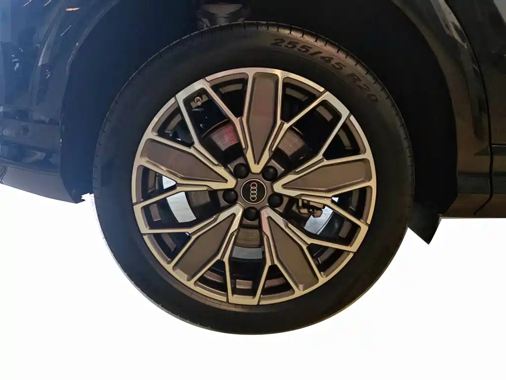 Audi Q5L 2026 2026 Luxury Sport 150kW