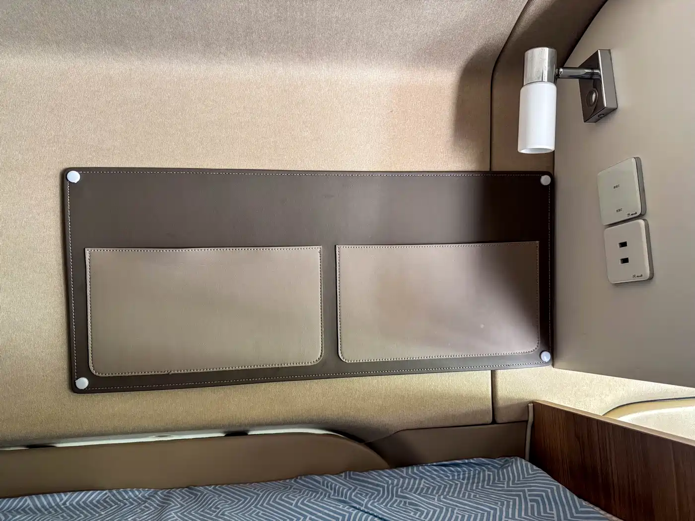 SAIC Maxus MAXUS V90 RV 2021 2.0T Travel Home V90 Self-Contained Class B RV Luxury Longitudinal Bed фото 25