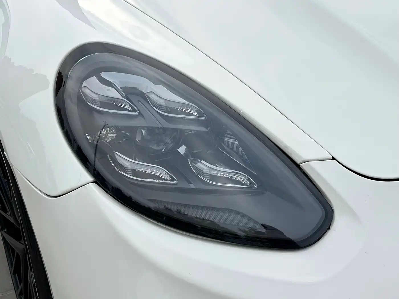 Porsche Panamera 2010 Panamera 4 3.6L фото 13