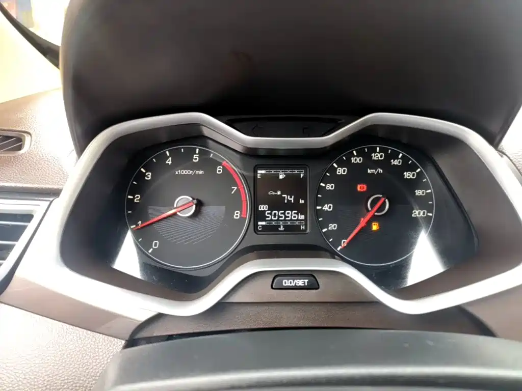 Baojun 310W 2017 2017 1.5L Manual Comfort China V