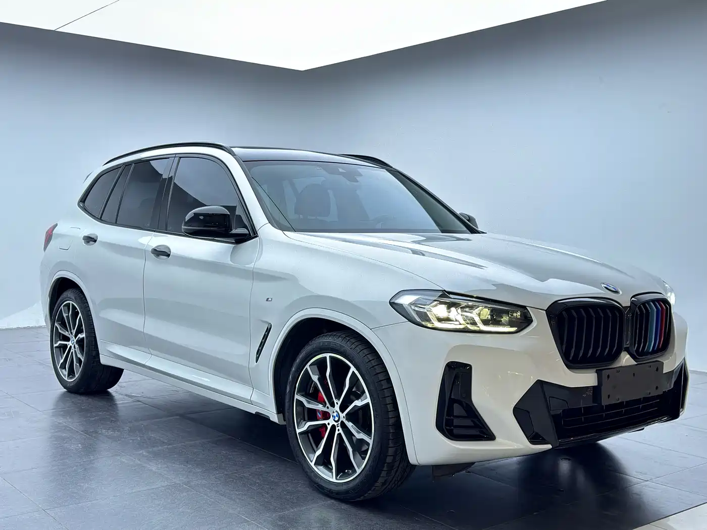 BMW X3 2022 xDrive30i Leading M Night Package фото 2