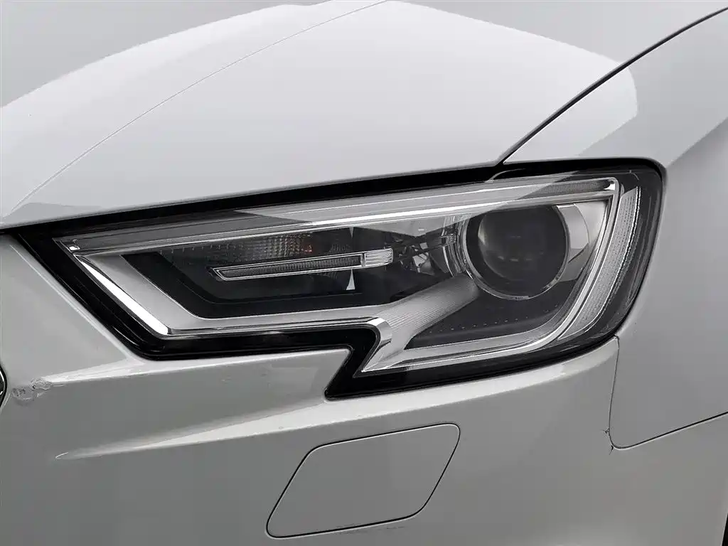 Audi A3 2019 Limousine 35 TFSI Progressive China VI фото 7