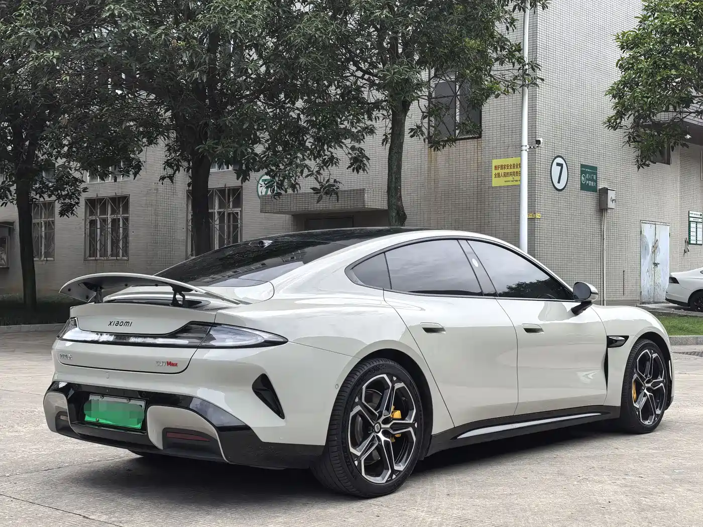 XIAOMI CAR XIAOMI SU7