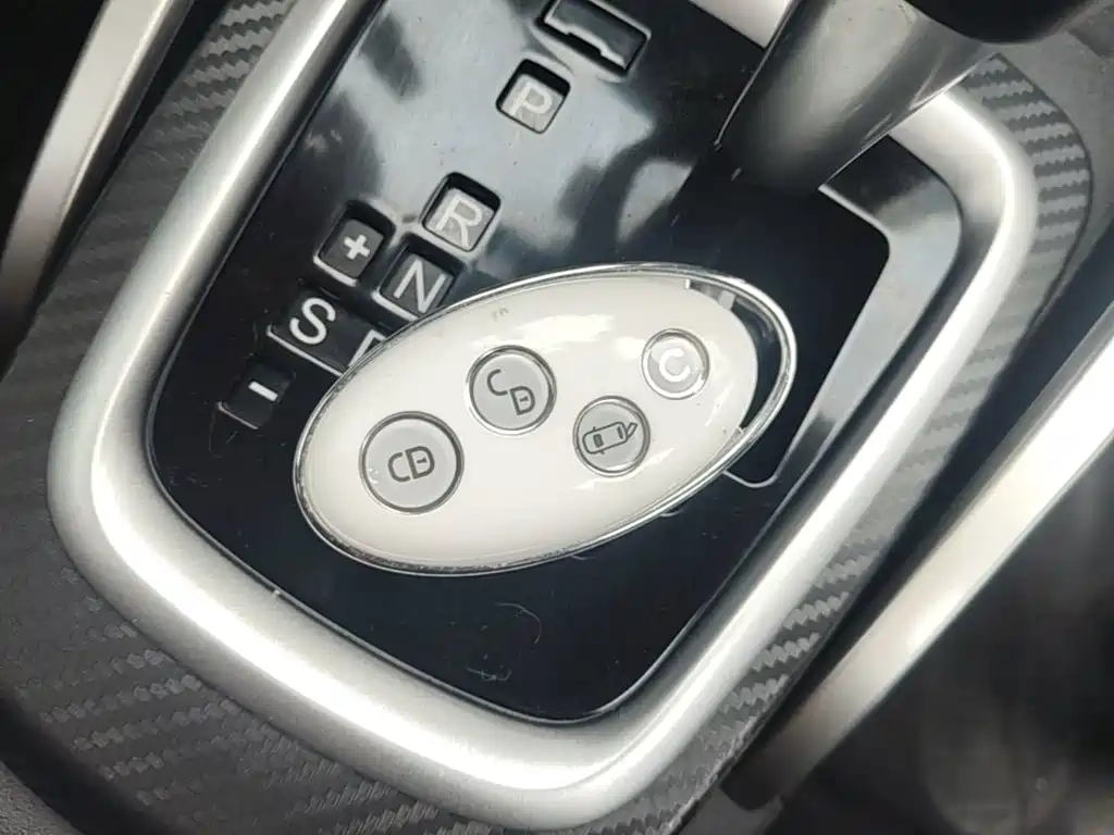 BYD Yuan 2018 2017 1.5L Auto Cool Connect
