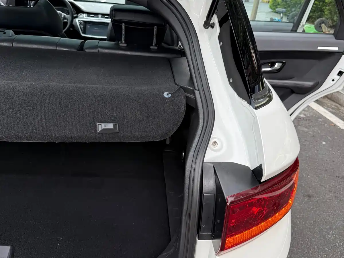 Landwind X7 2016 2015 2.0T Panorama Premium