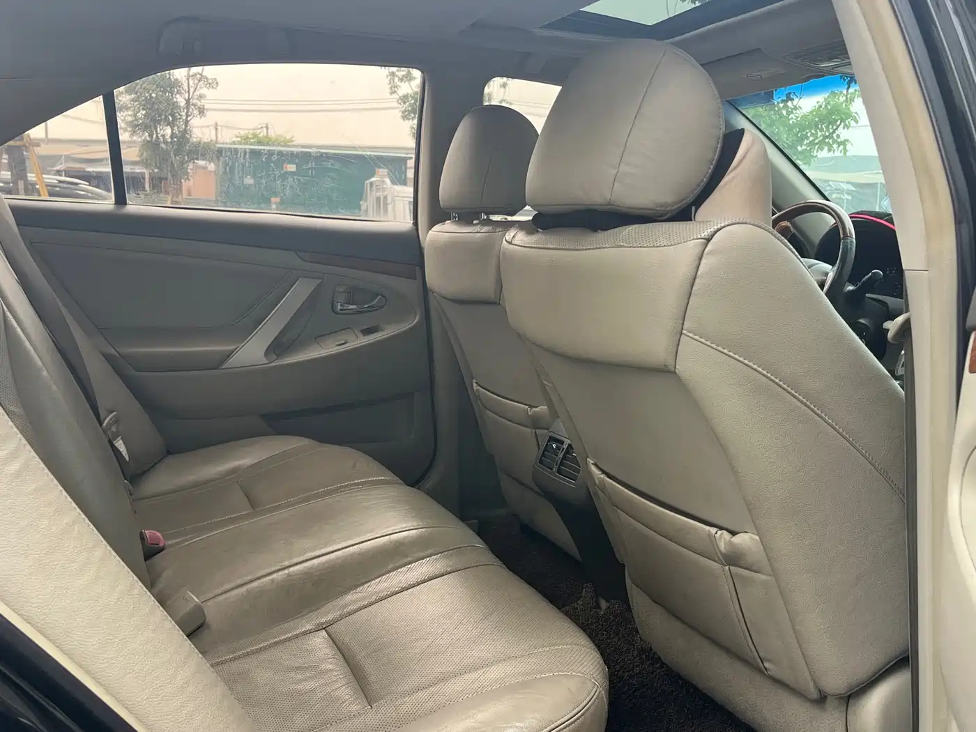 Toyota Camry 2010 240G Luxury Edition фото 11