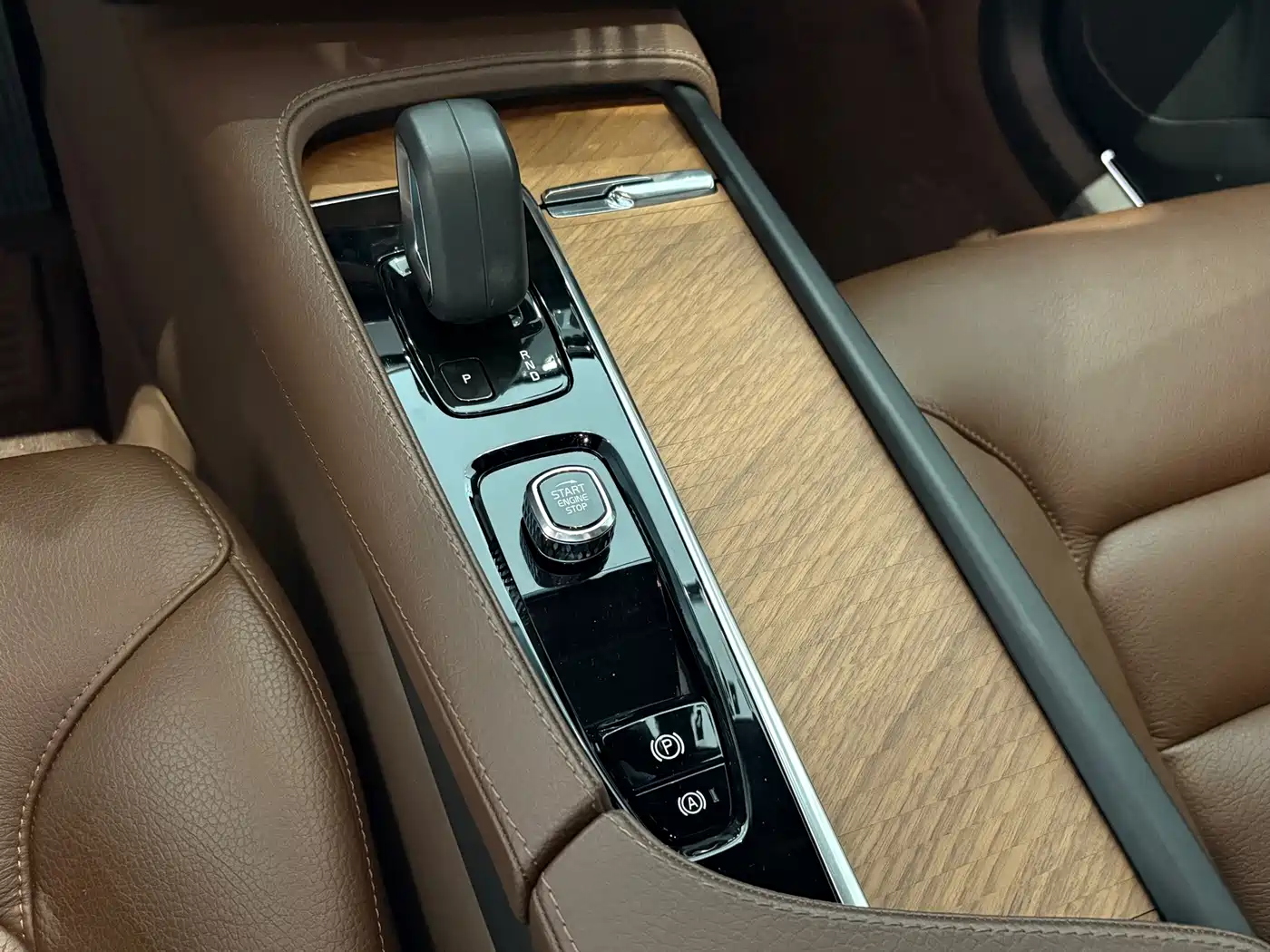 Photo 10 - Volvo XC90