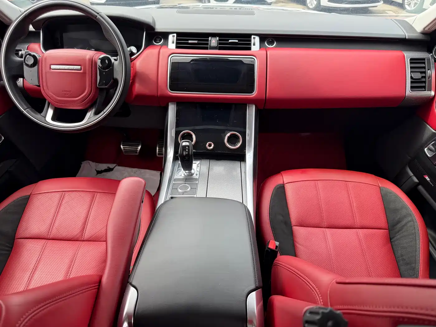 Land Rover Range Rover Sport 2019 3.0 SC V6 Special Edition фото 13