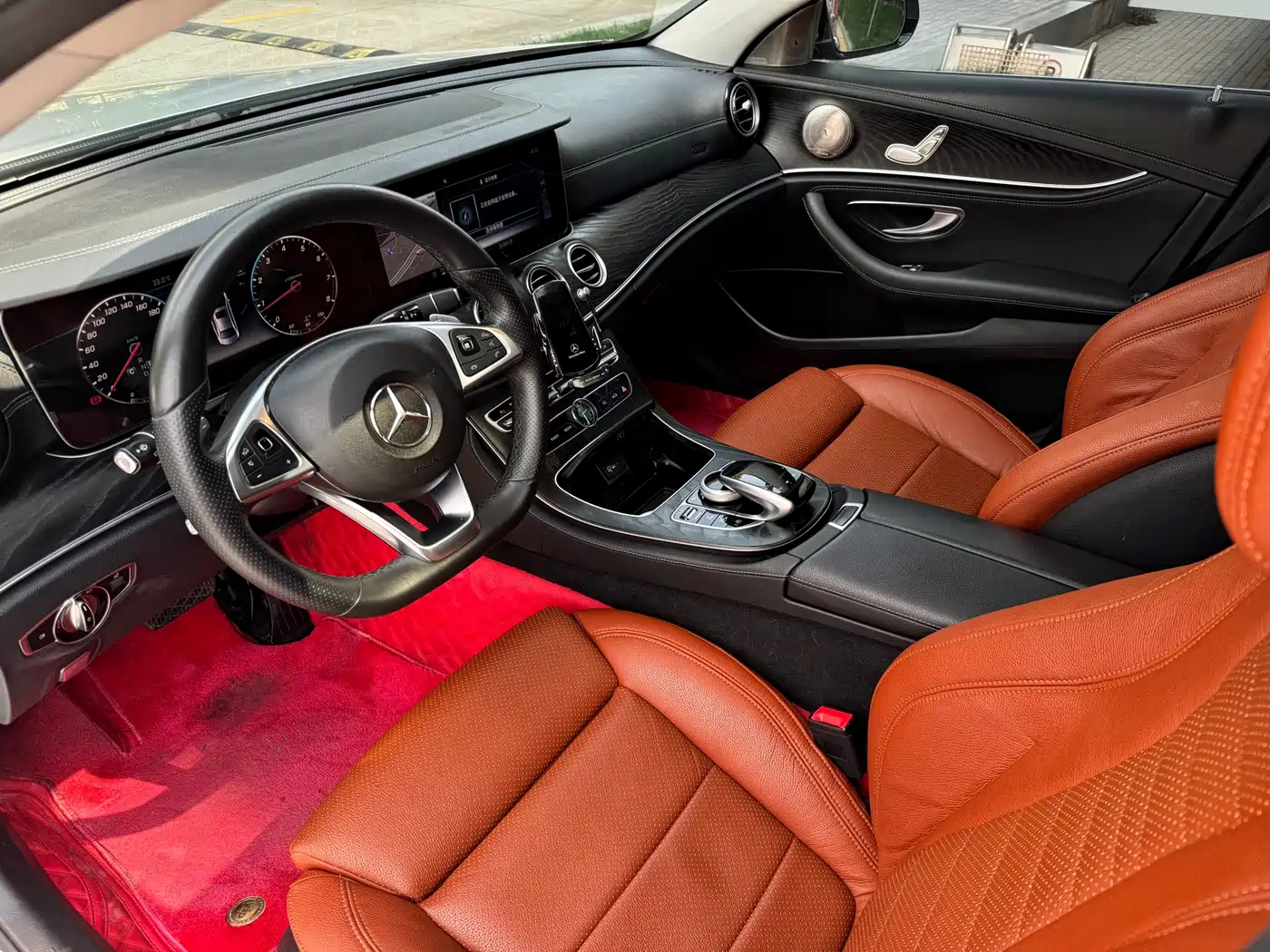 Mercedes-Benz E-Class 2018 E 200 L Sport фото 8