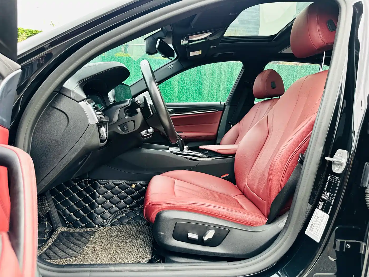 BMW 5 Series 2020 530Li Leading M Sport Package фото 9
