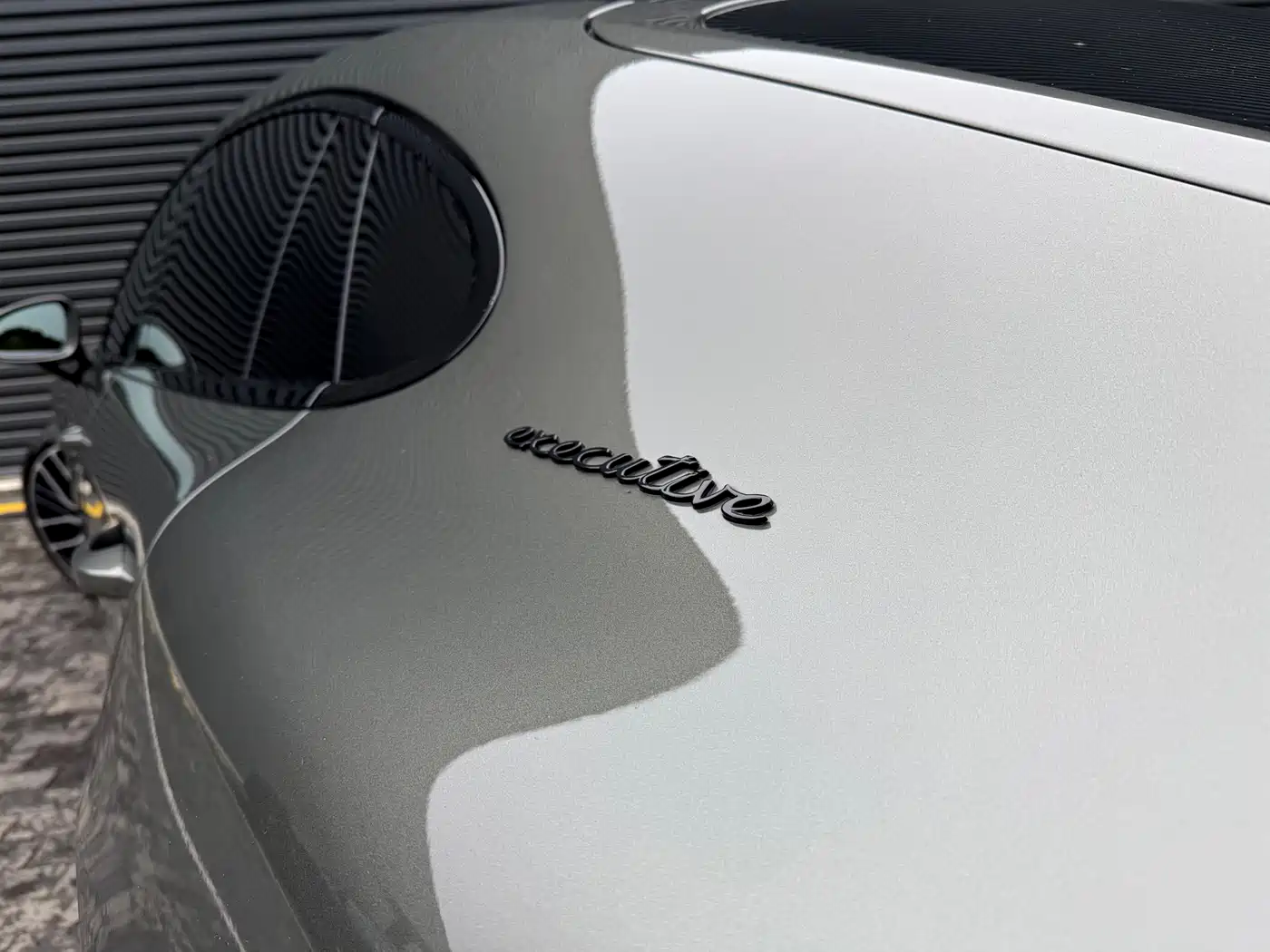 Porsche Panamera 2023 Panamera Executive Long Wheelbase Platinum Edition 2.9T фото 9