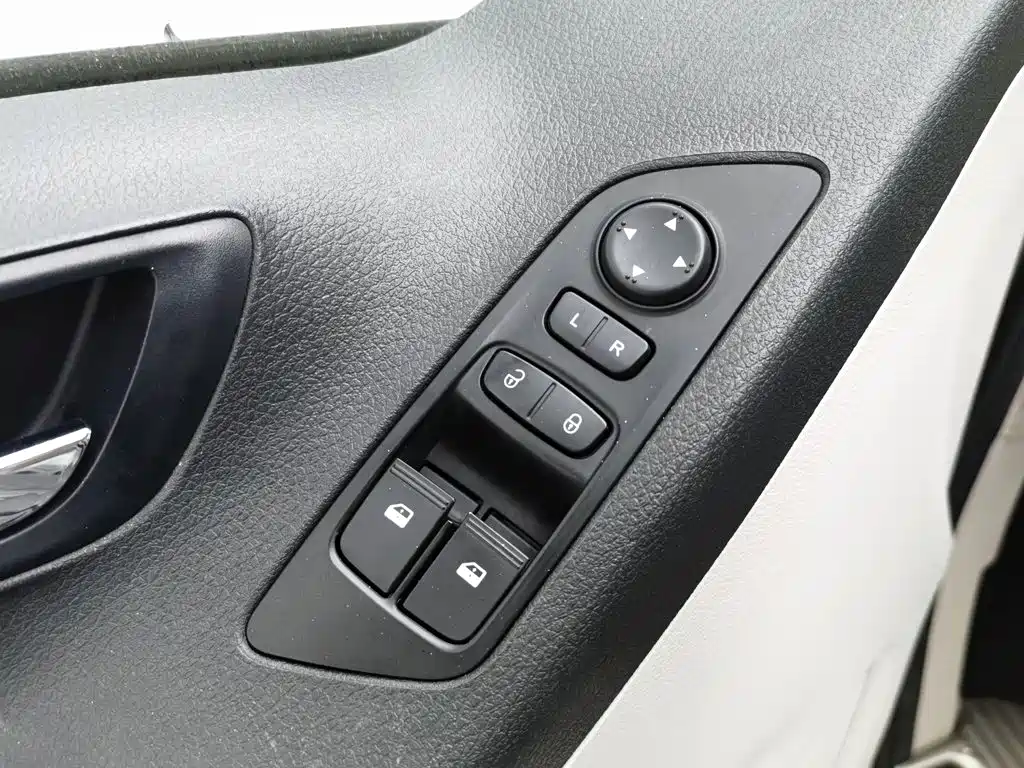 SAIC Maxus Maxus G10 2019 2018 PLUS 2.0T Auto Smart Enjoyment Edition