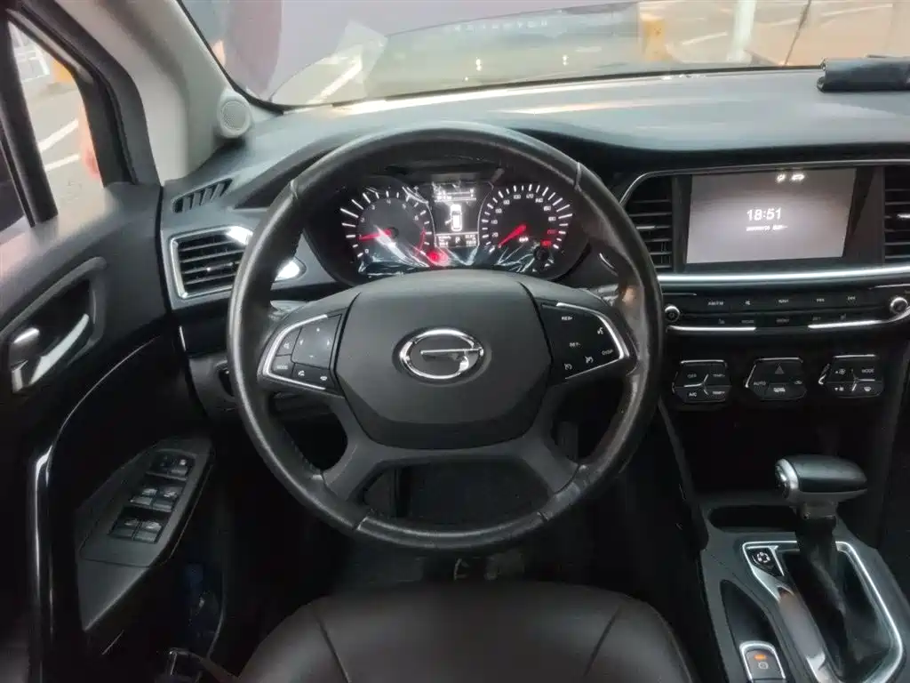 GAC Trumpchi Trumpchi GS4 2017 235T Automatic 2WD Luxury Smart Connected Edition фото 3
