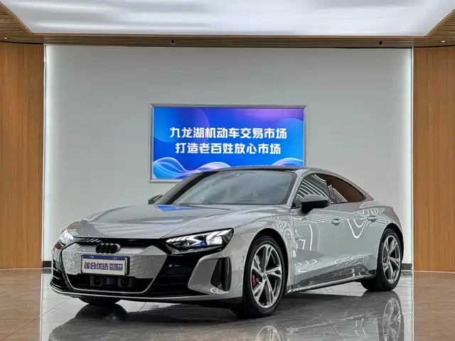  Audi Audi e-tron GT 2023 Base Model